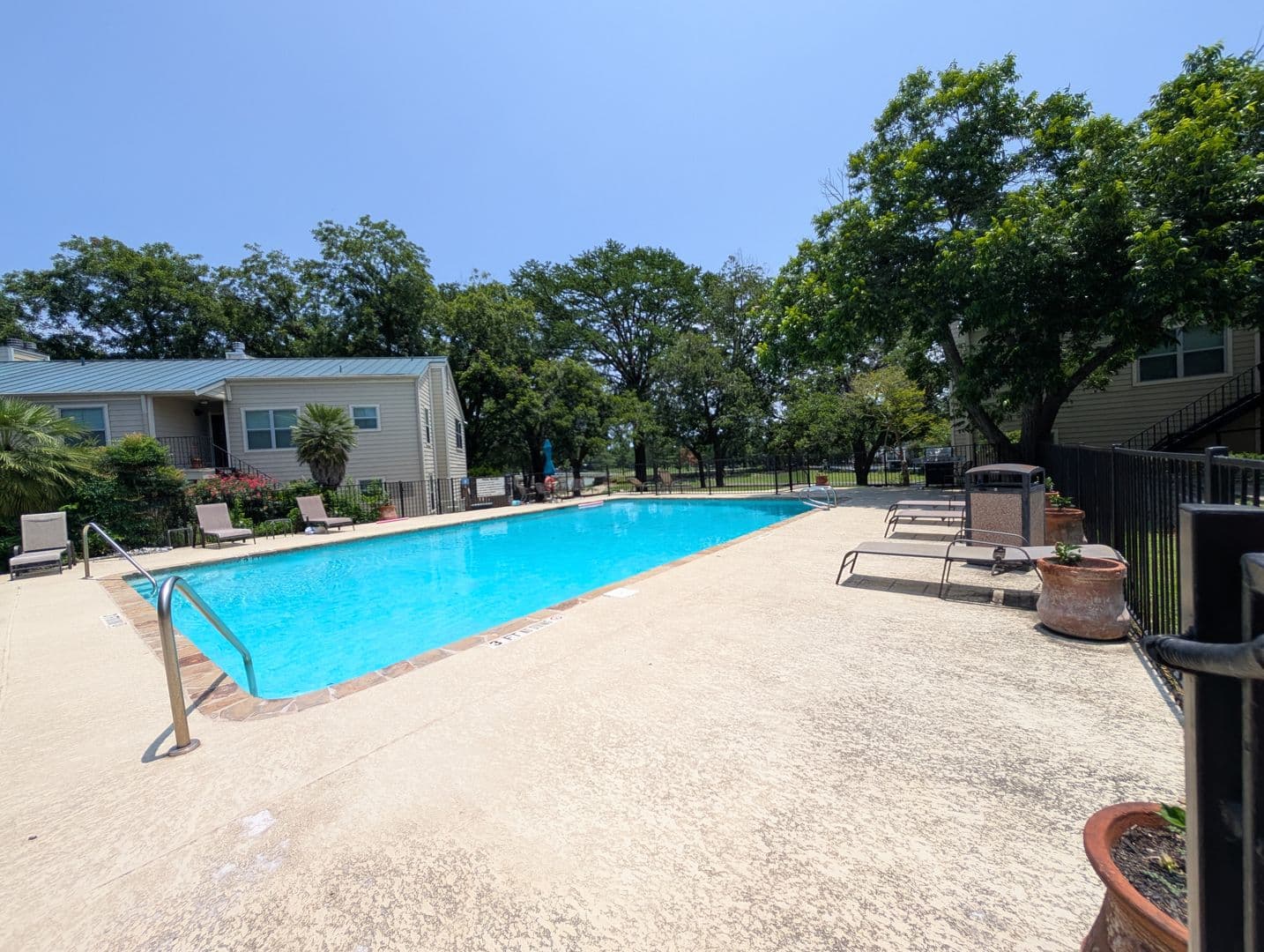 McQueeney House: 551 Terminal Loop Rd., #D5