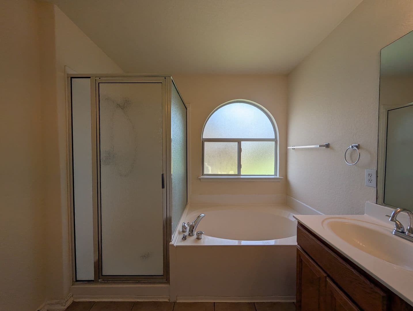 New Braunfels House: 268 Goliad