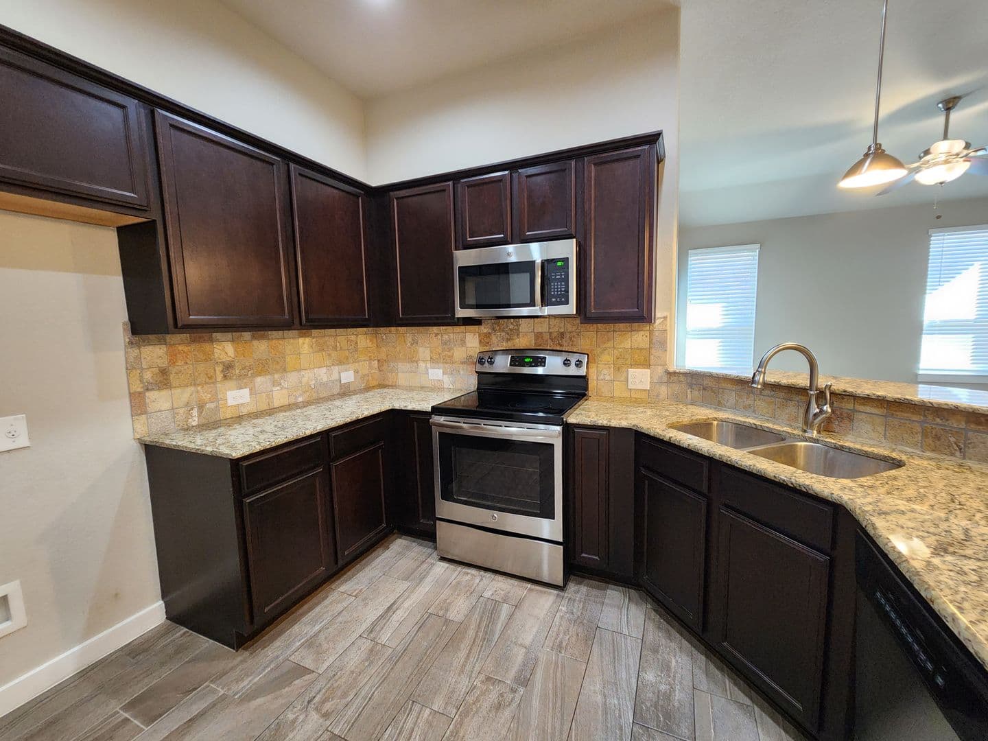 New Braunfels House: 549 Creekside Forest