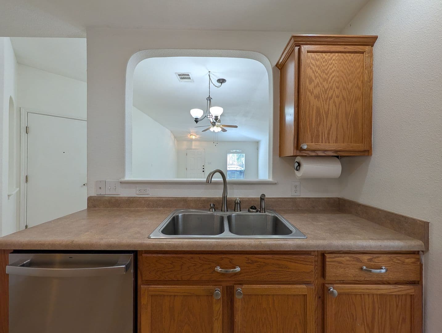 New Braunfels House: 369 Starling Creek
