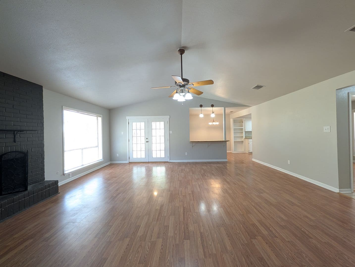 New Braunfels House: 619 Summerwood