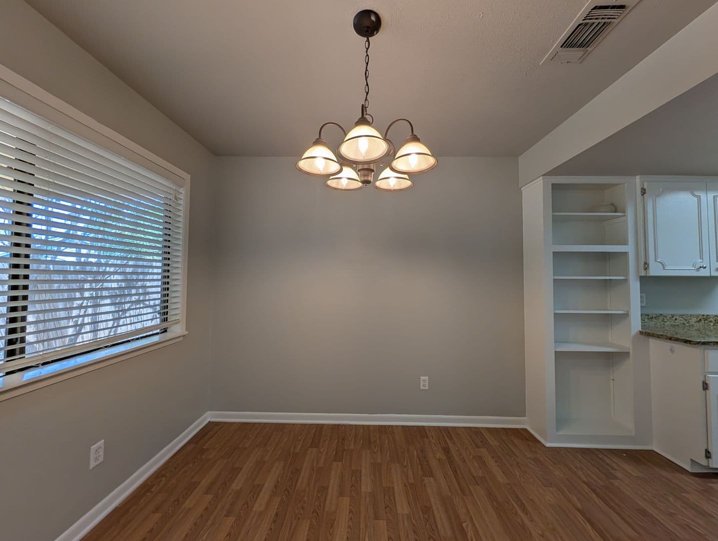 New Braunfels House: 619 Summerwood