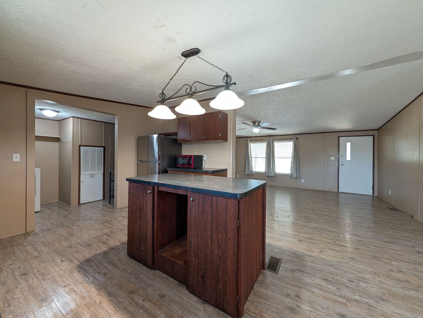 New Braunfels House: 135 Water Hole Lane