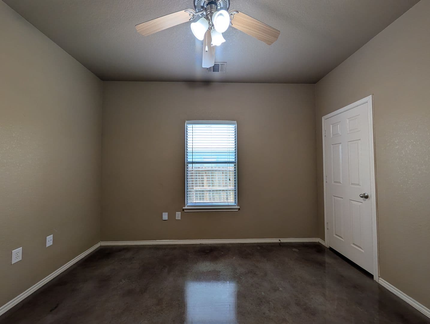 New Braunfels House: 228-A Anne Louise