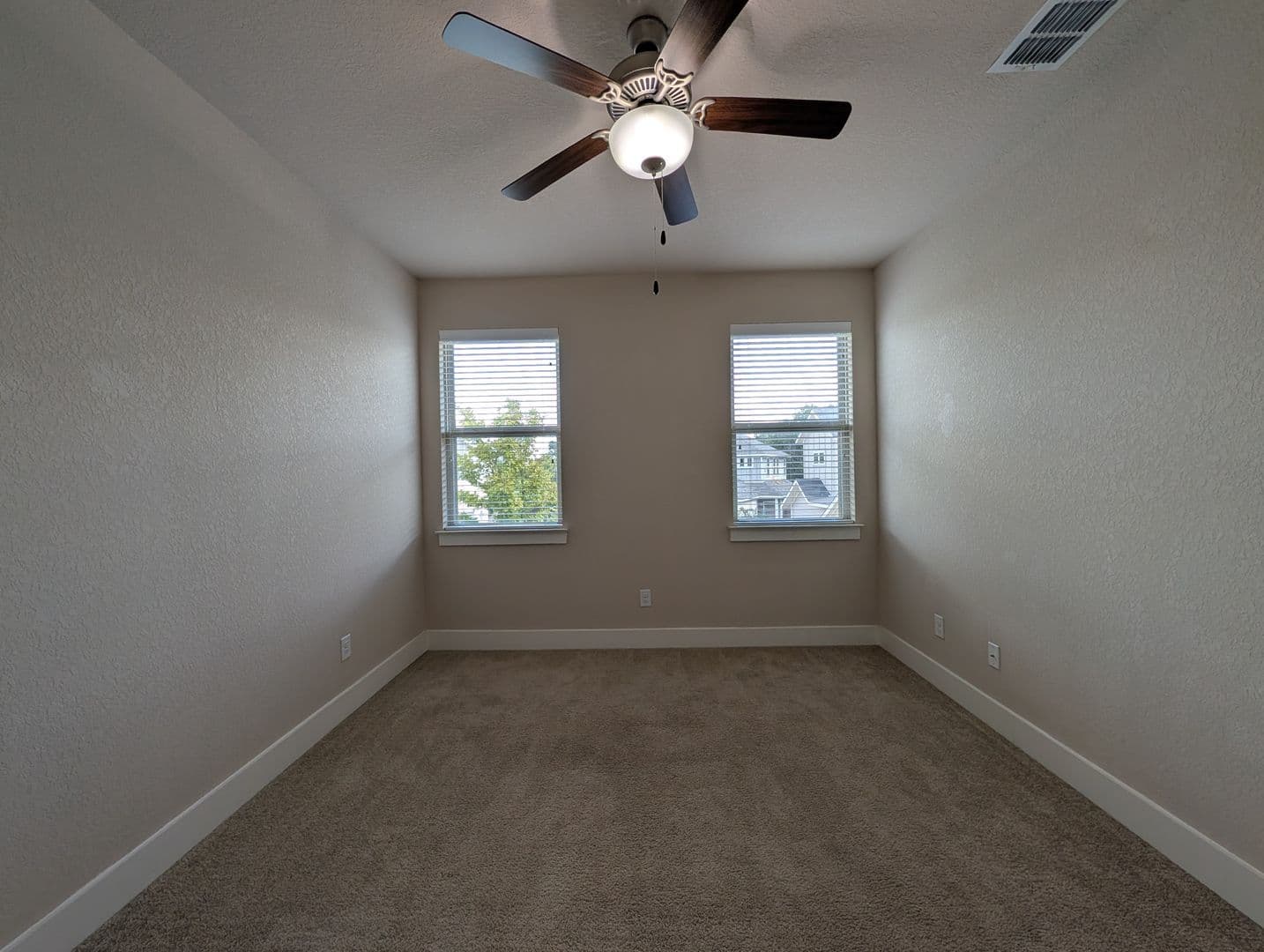 New Braunfels House: 750 Milestone Park