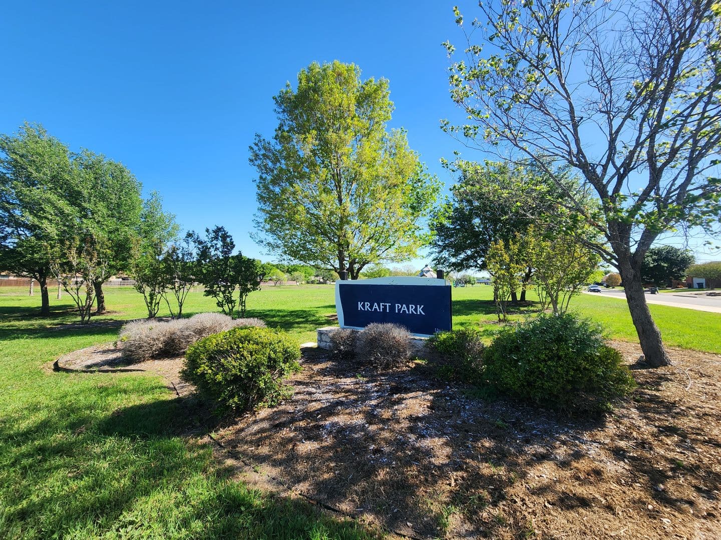 New Braunfels House: 1642 W County Line Rd