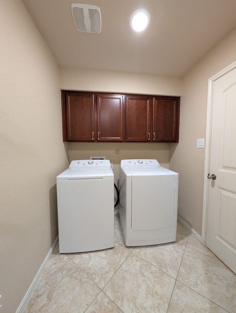 New Braunfels House: 1337 Lauren St