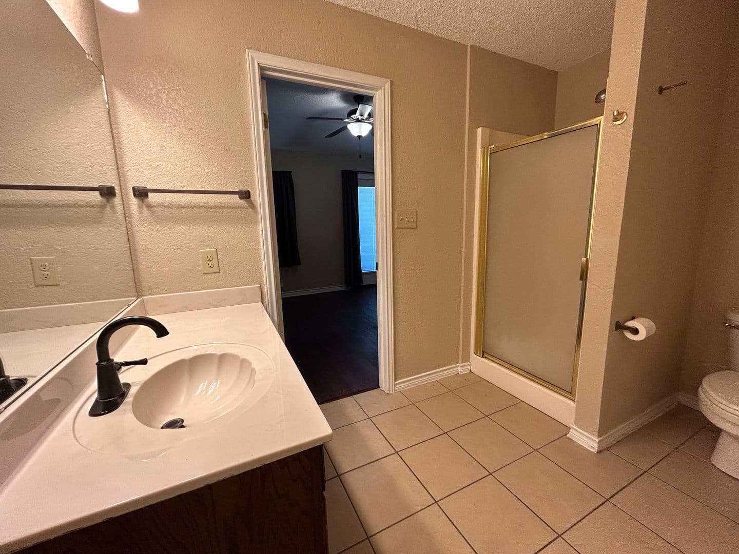 New Braunfels House: 1642 W County Line Rd