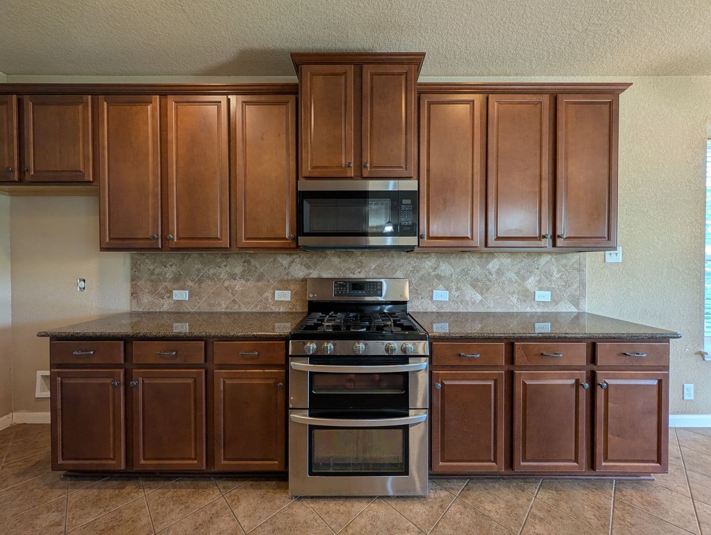 New Braunfels House: 212 Oak Creek Way
