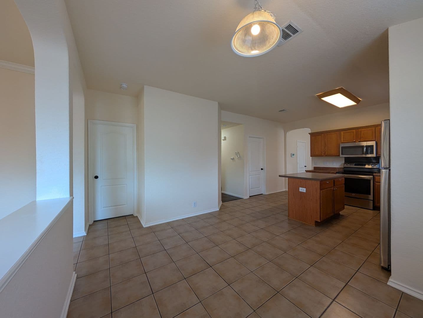 New Braunfels House: 268 Goliad