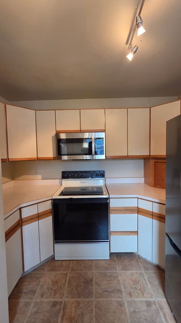 Missoula House: 511 Livingston Ave