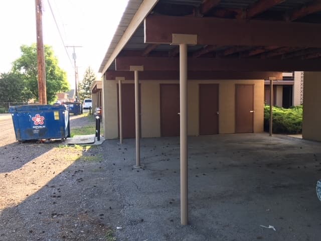 Missoula Apartment: 731/733/735 W. Sussex Ave 1-4