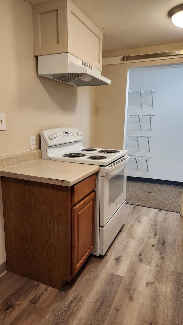 Missoula House: 416 Evans Ave - B