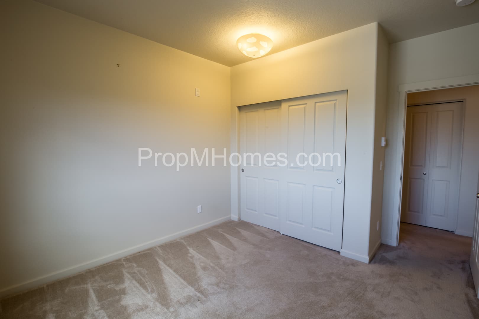 Portland Condo: 11850 NW Hollysprings Lane Unit 403