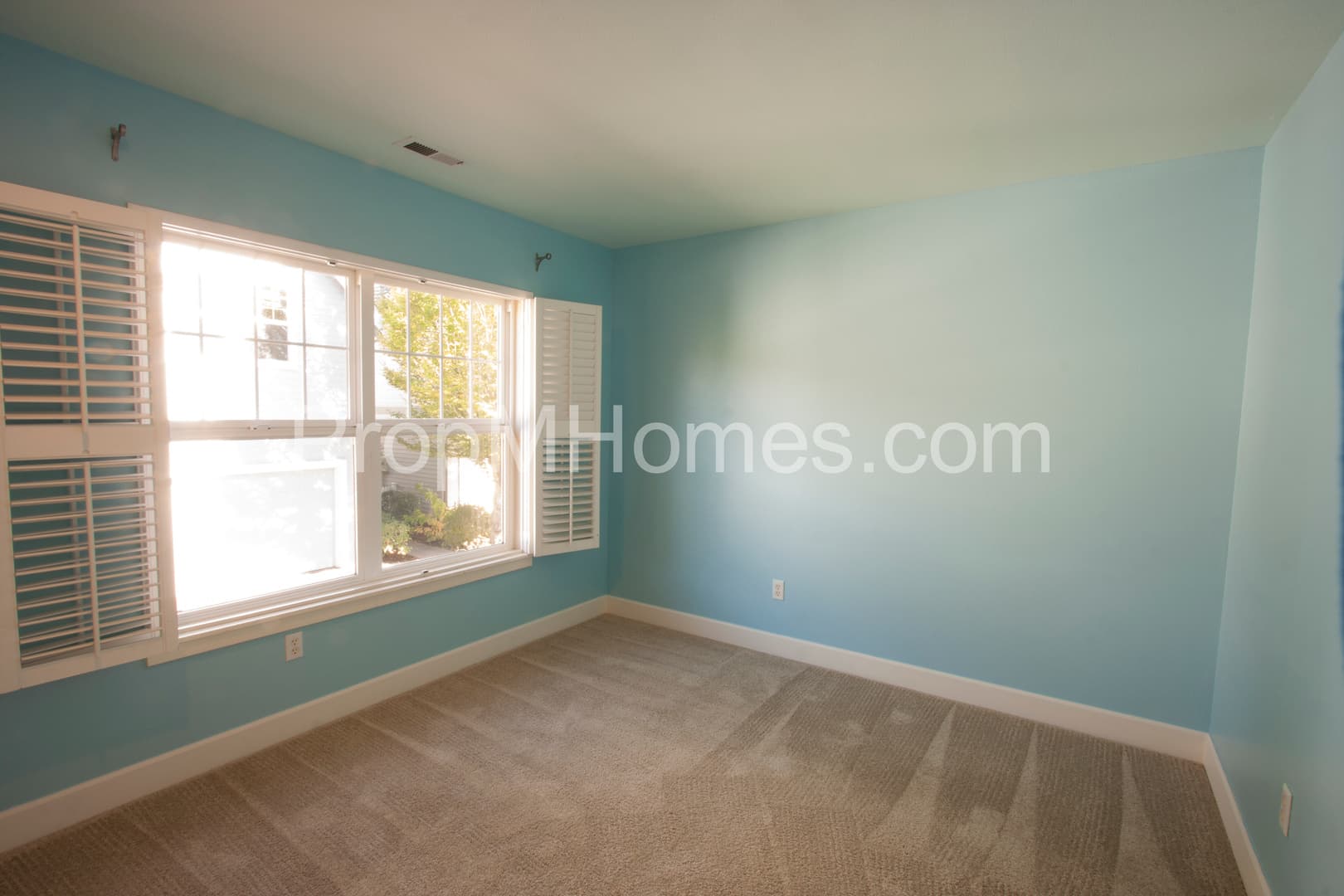Portland House: 2542 NW Miller Road Unit 25