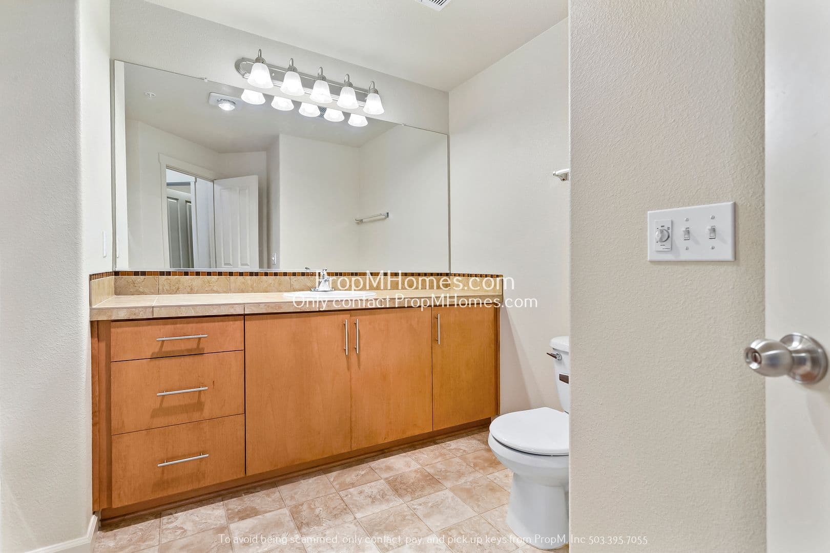 Hillsboro House: 10834 NE Holly Street Unit 303