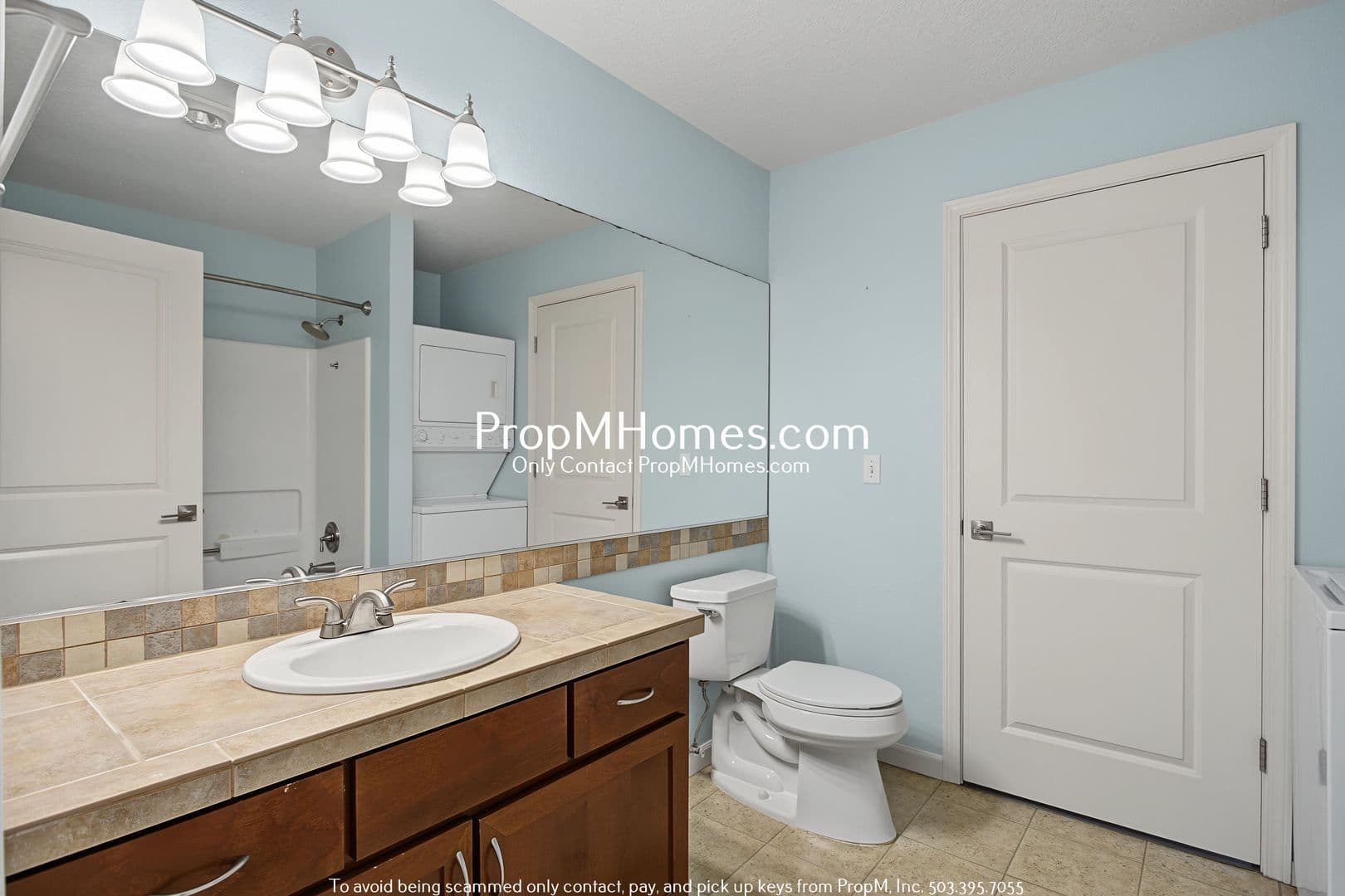 Portland House: 15064 NW Central Drive Unit 1302