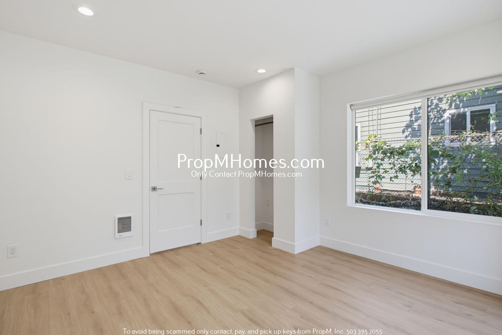 Portland Apartment: 2809 SE Washington Street
