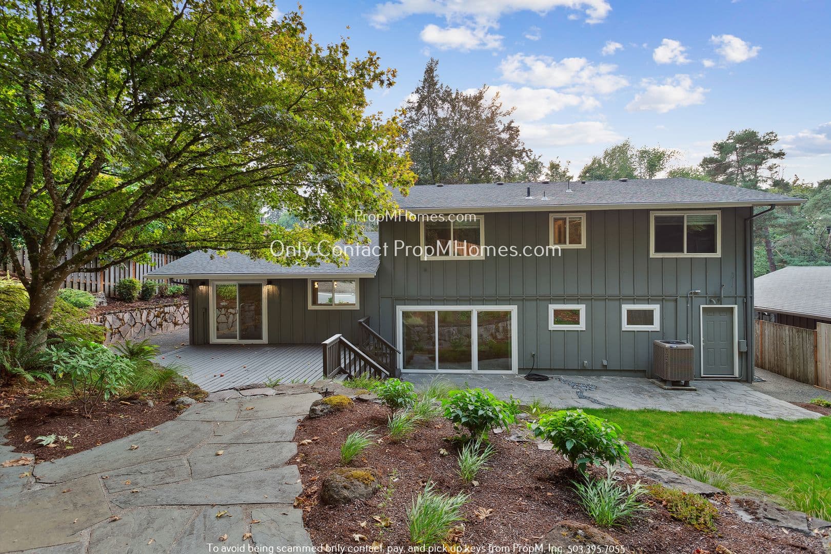 Lake Oswego House: 16849 Lakeridge Drive