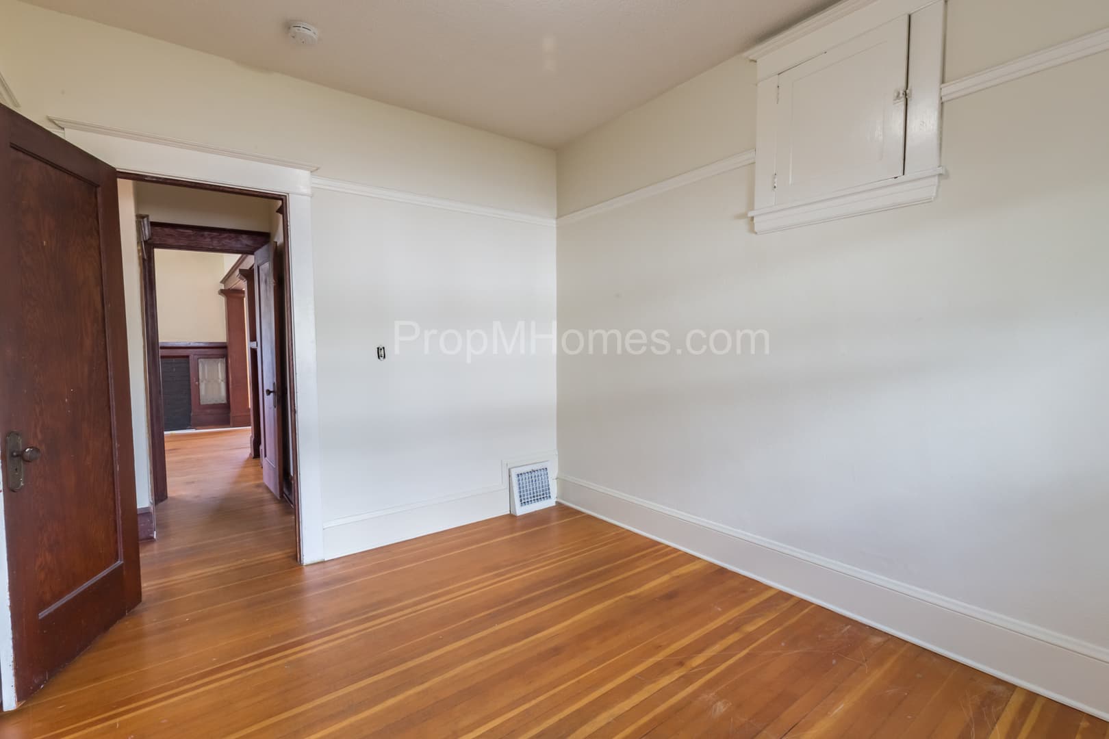 Portland House: 1027 SE 42nd Avenue