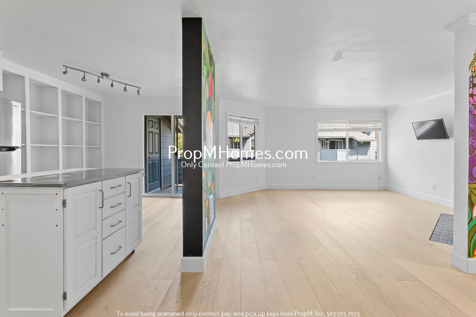Portland Condo: 7937 SW 40th Avenue Unit E