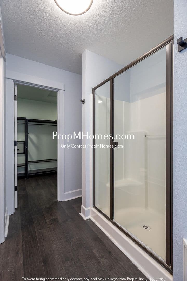 Happy Valley House: 11774 SE Lincoln Heights Street