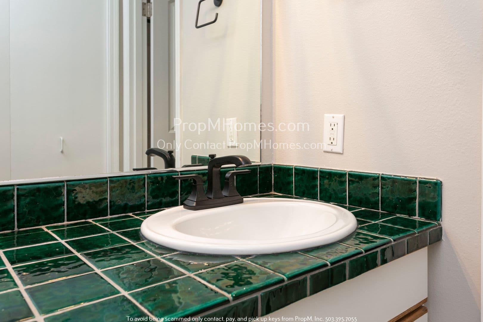 Milwaukie House: 3460 SE Aldercrest Road