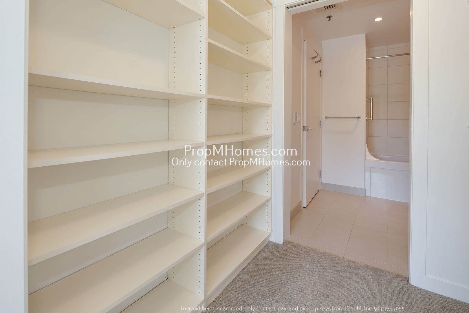 Portland Condo: 1260 NW Naito Parkway Unit 210