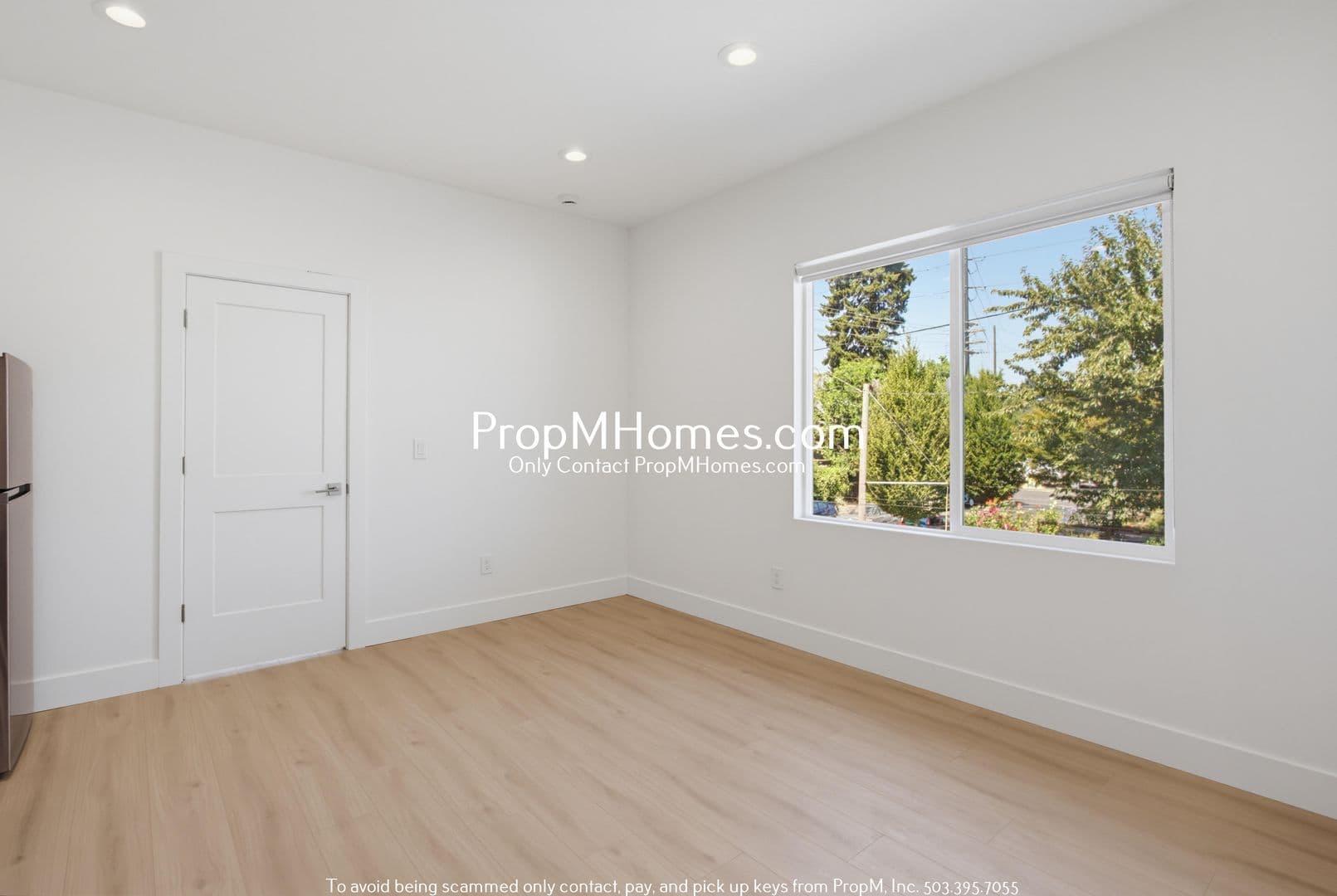 Portland Apartment: 2809 SE Washington Street
