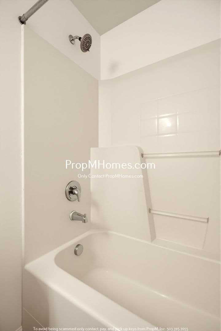 Beaverton House: 811 Windrose Terrace - NEW PROPERTY