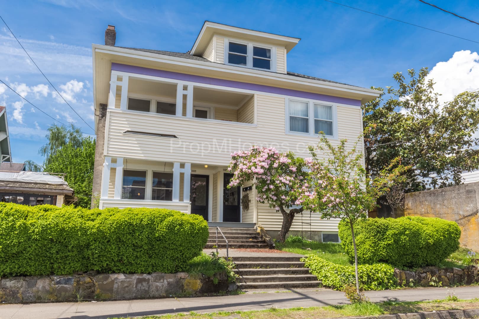 Portland House: 1027 SE 42nd Avenue