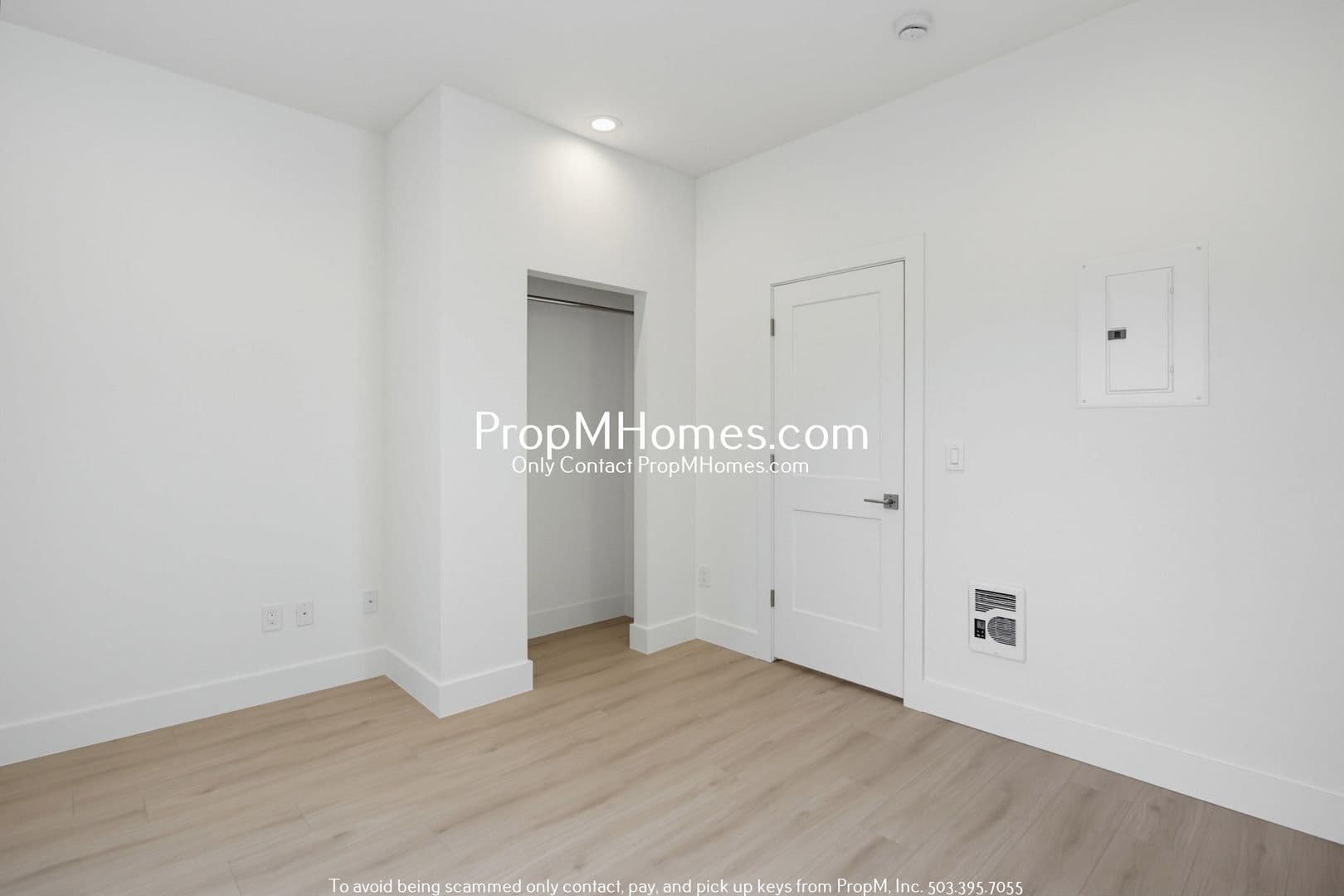 Portland Apartment: 2809 SE Washington Street