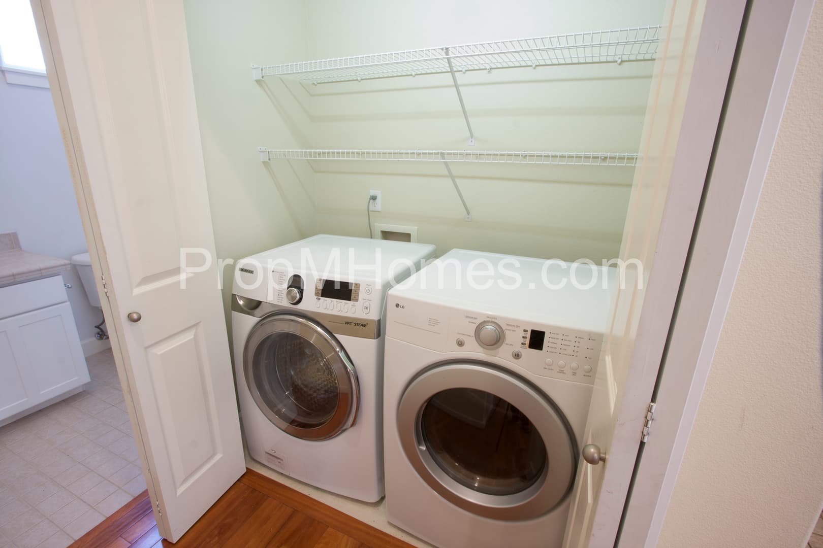 Portland House: 2542 NW Miller Road Unit 25