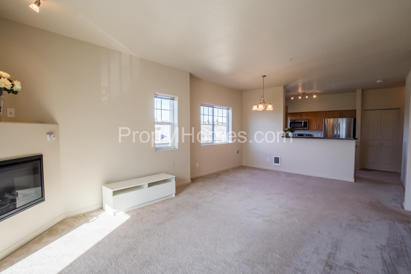 Portland Condo: 11850 NW Hollysprings Lane Unit 403