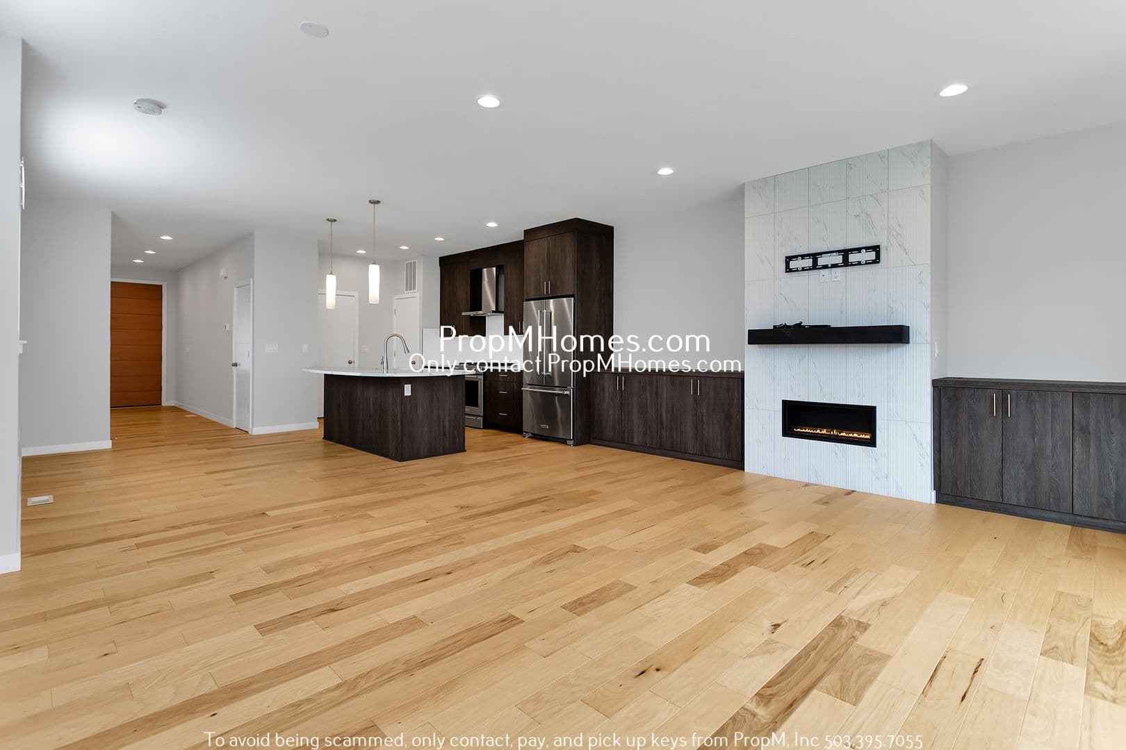 Portland House: 6880 NE 13th Avenue
