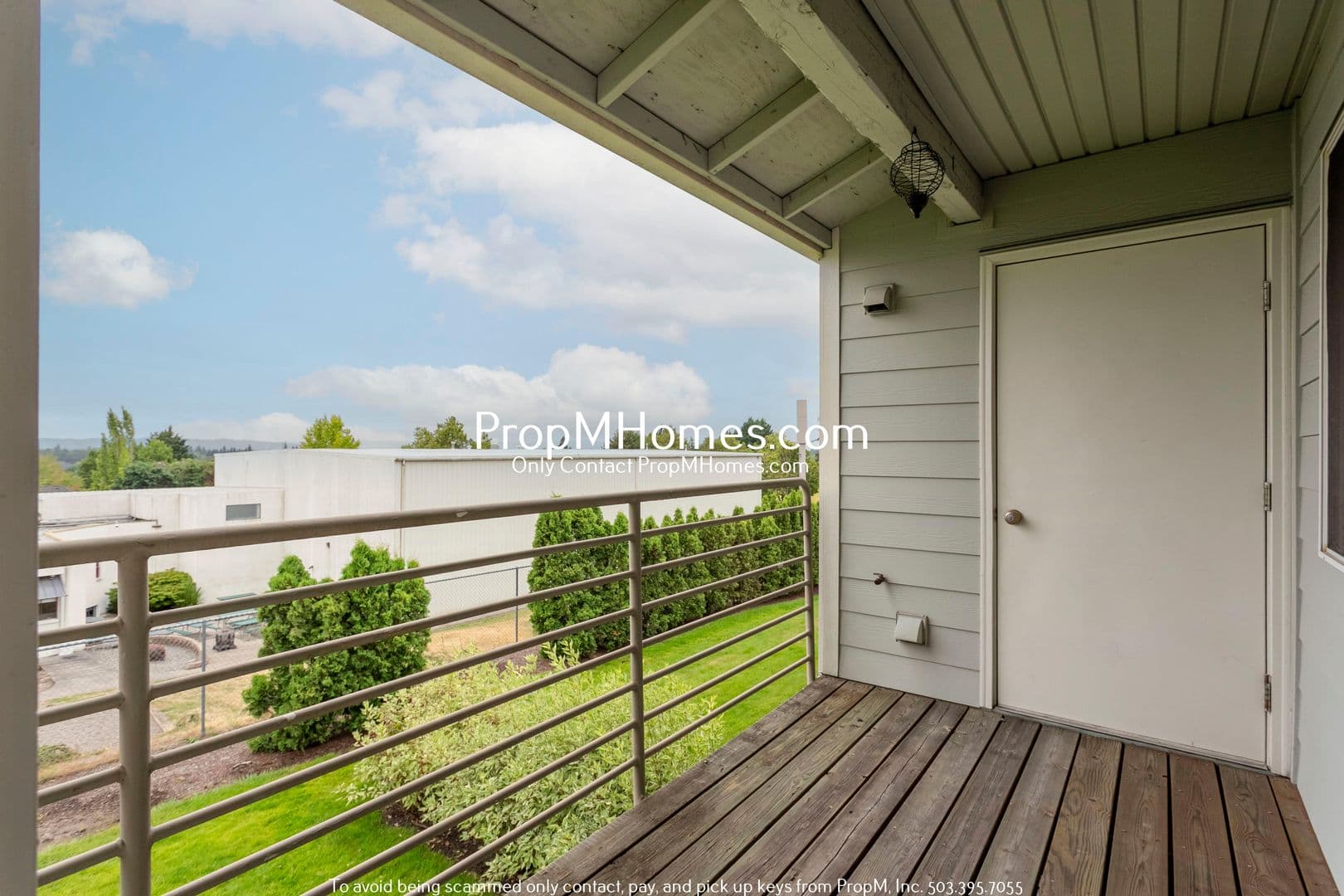 Portland House: 15064 NW Central Drive Unit 1302