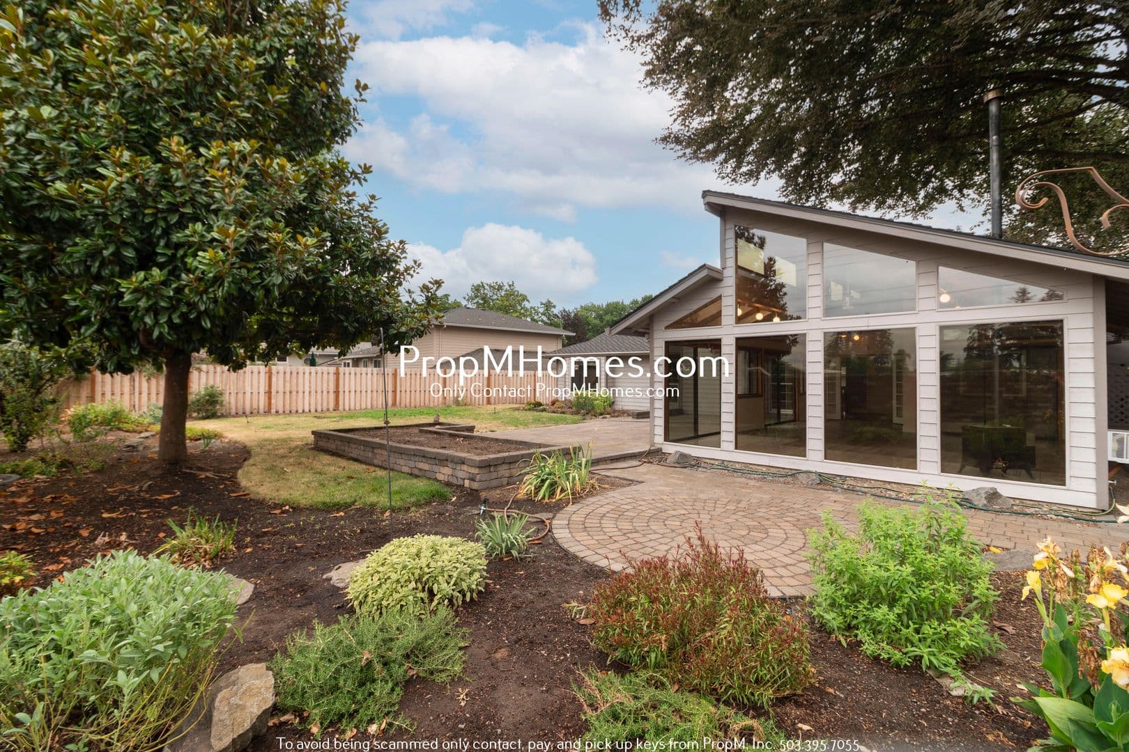 Wilsonville House: 7030 SW Molalla Bend Road