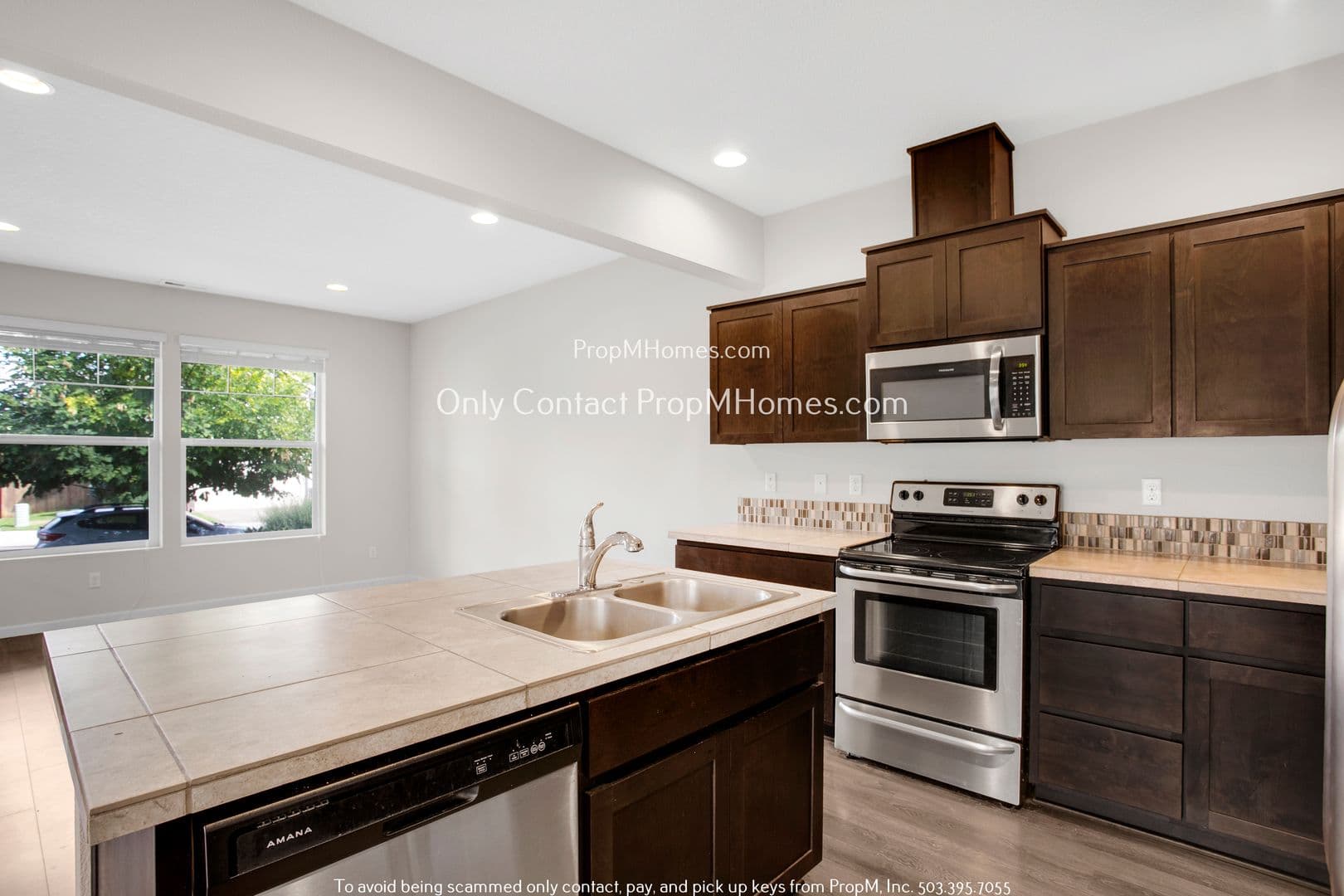 Tigard House: 8516 SW Schmidt Loop