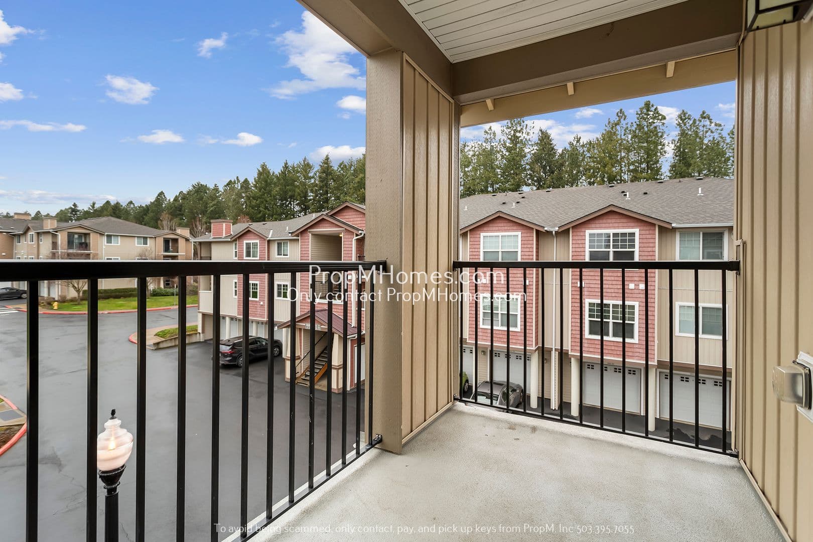 Hillsboro House: 10834 NE Holly Street Unit 303