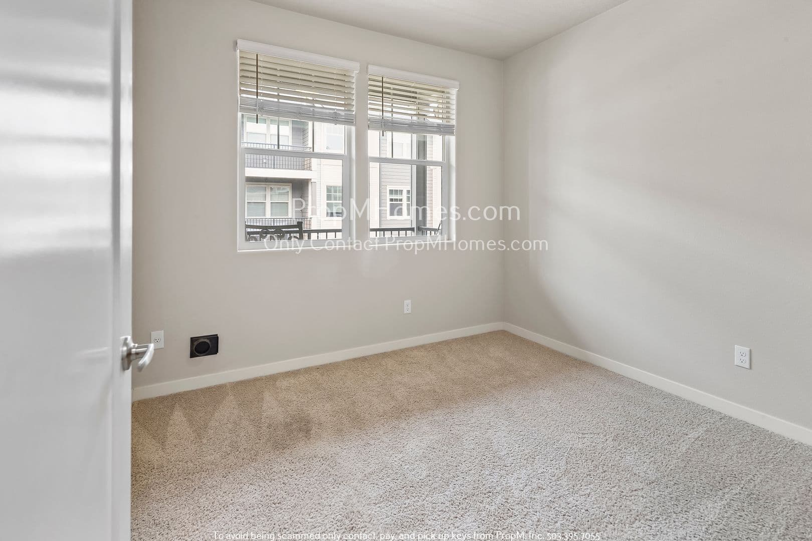 Beaverton House: 17149 SW Snowdale Street #G302