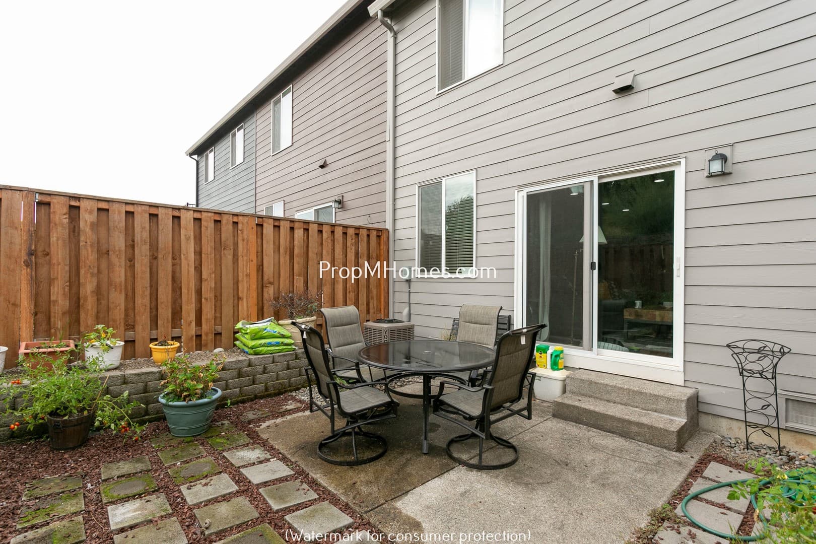 Damascus House: 15252 SE Eckert Lane