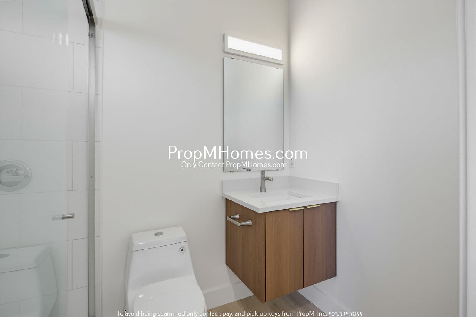 Portland Apartment: 2809 SE Washington Street