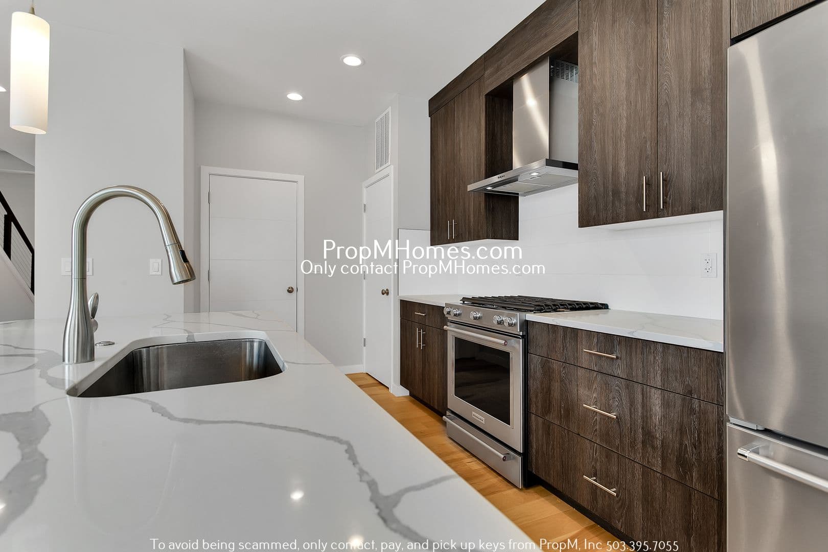 Portland House: 6880 NE 13th Avenue