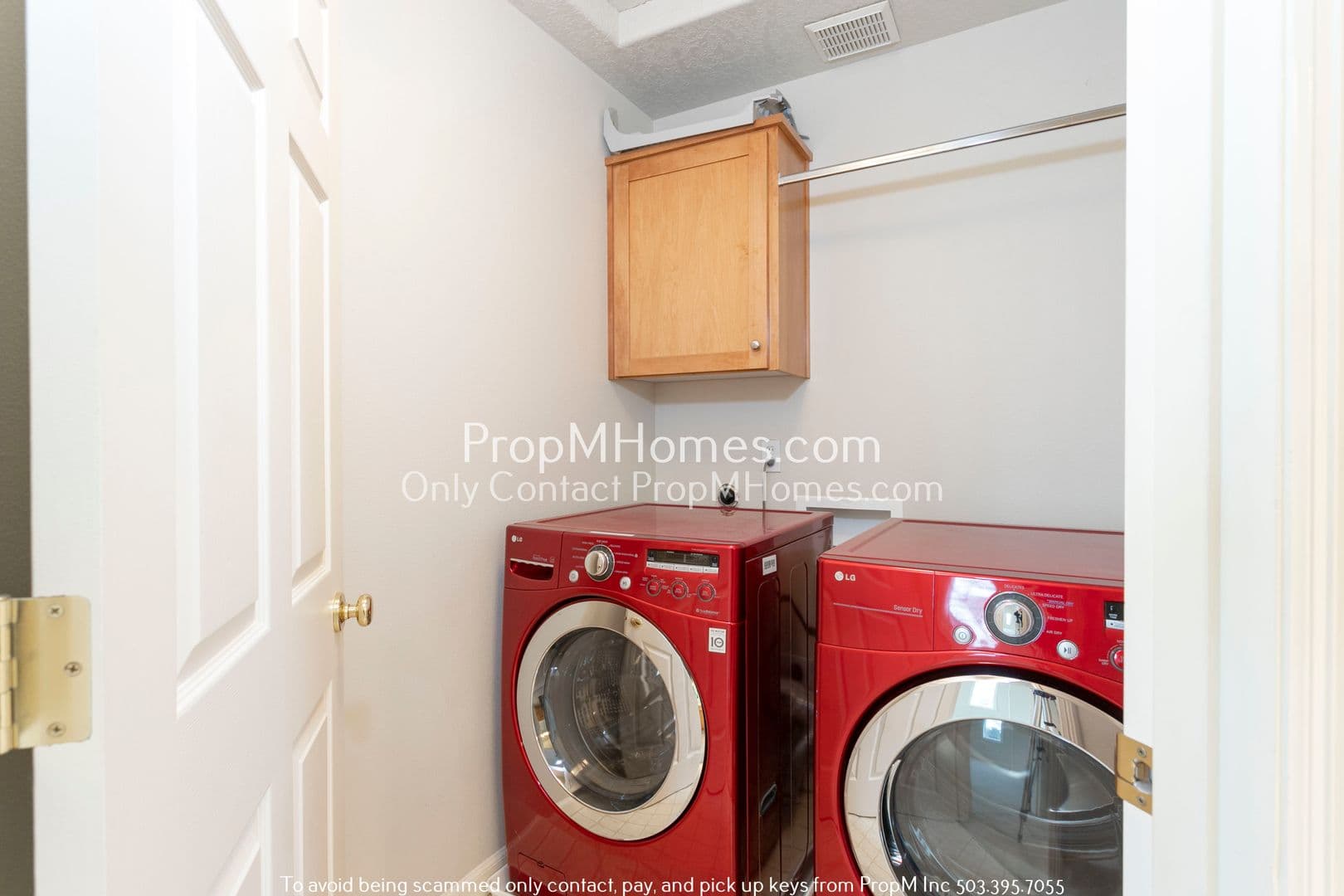 Portland House: 1240 SW Cheltenham Street