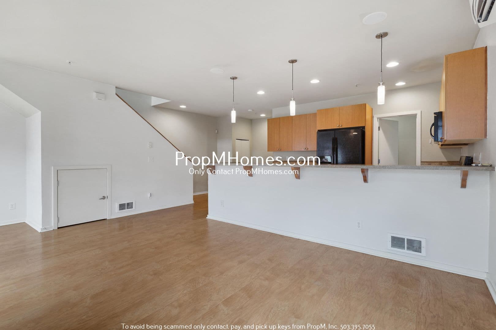 Portland House: 8020 N Burlington Avenue 9-6