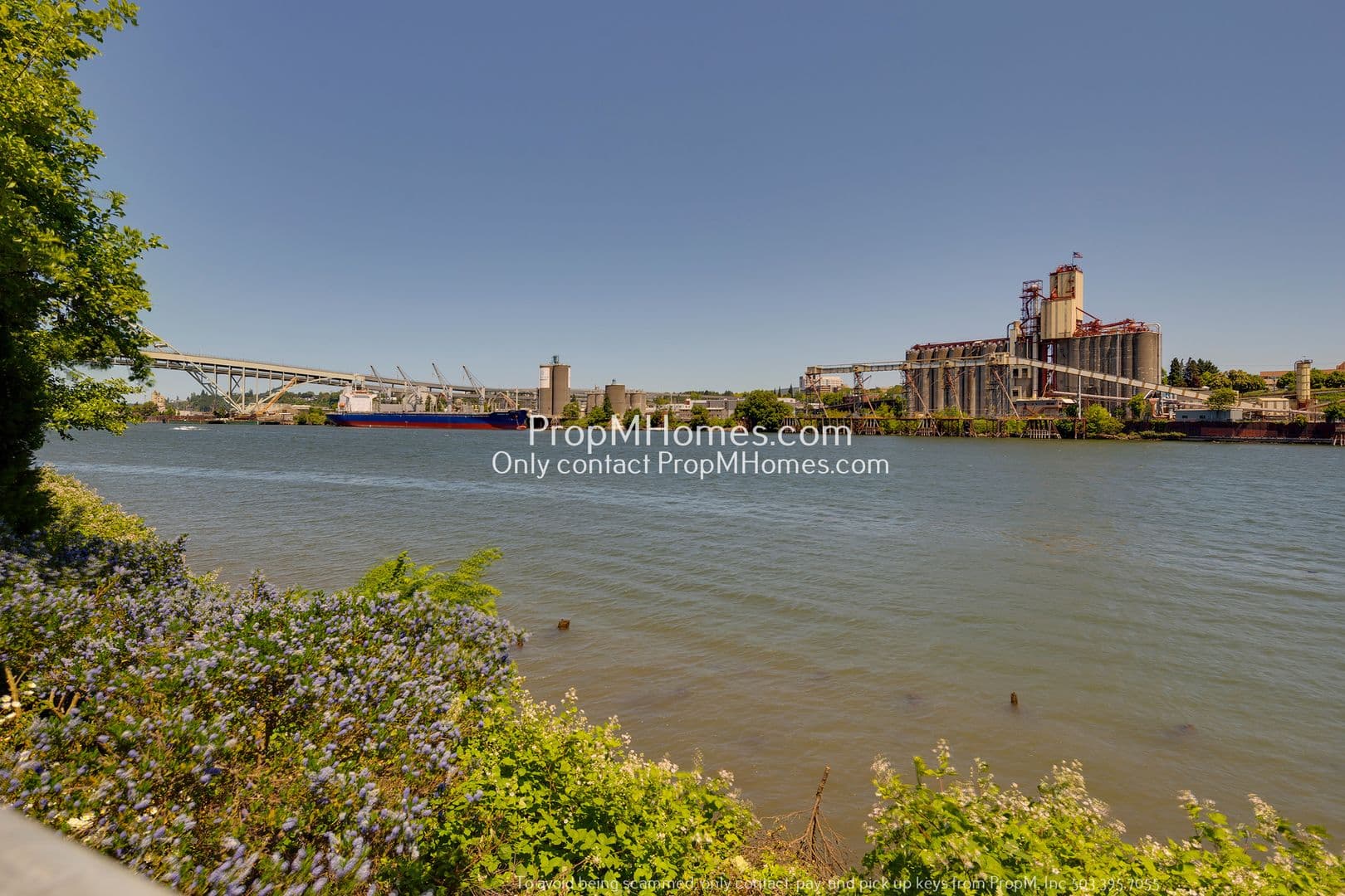 Portland Condo: 1260 NW Naito Parkway Unit 210