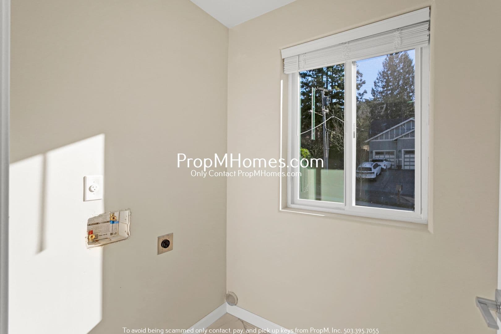 Portland House: 9597 SE Crystal View Drive Unit B