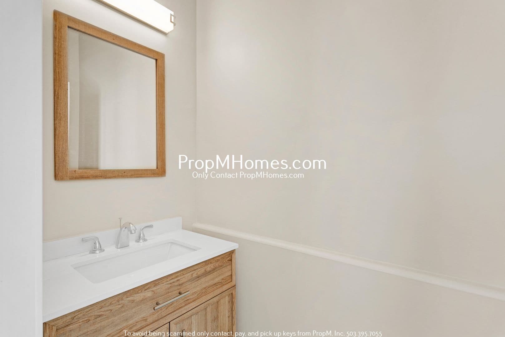 Portland House: 9597 SE Crystal View Drive Unit B