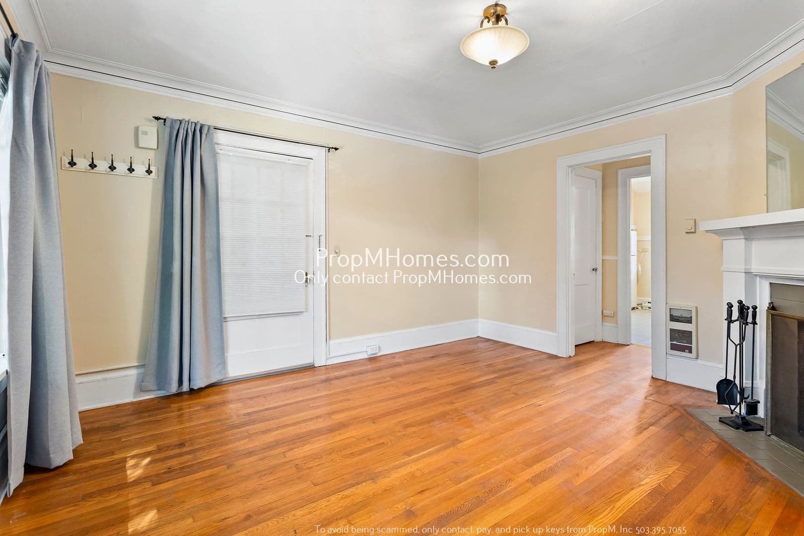 Portland Apartment: 2240 NE 14th Avenue Unit 3