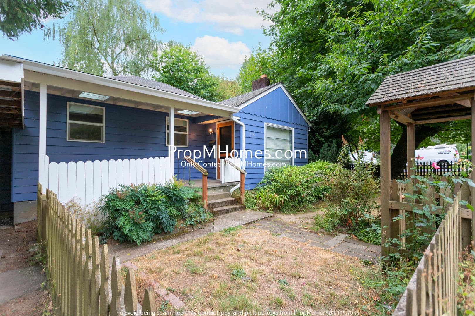 Lake Oswego House: 776 C Avenue
